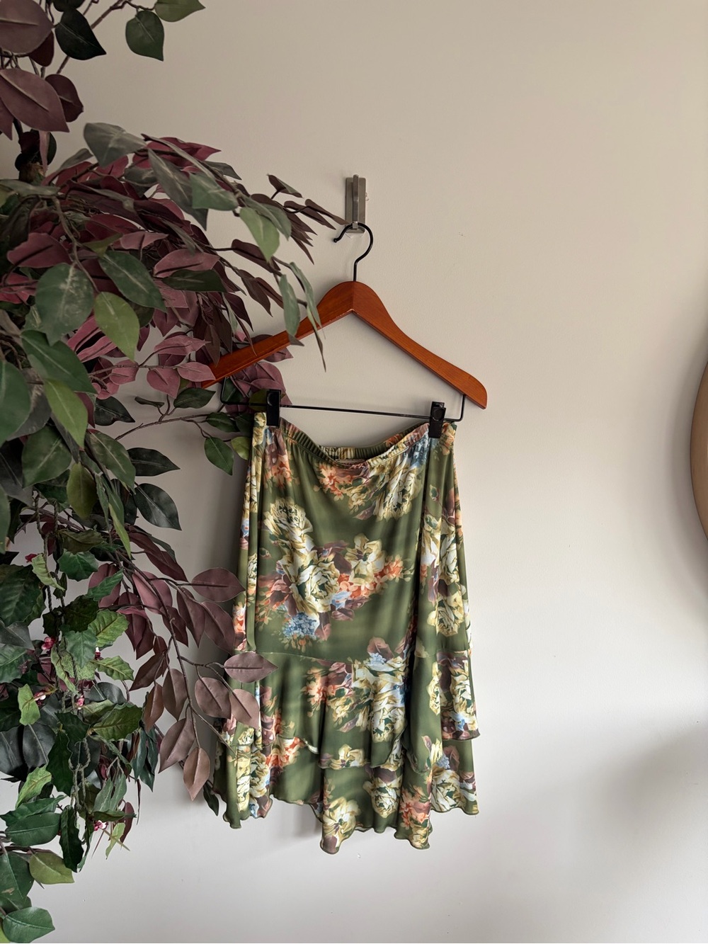 Kim & co Floral Olive Green Circle Skirt